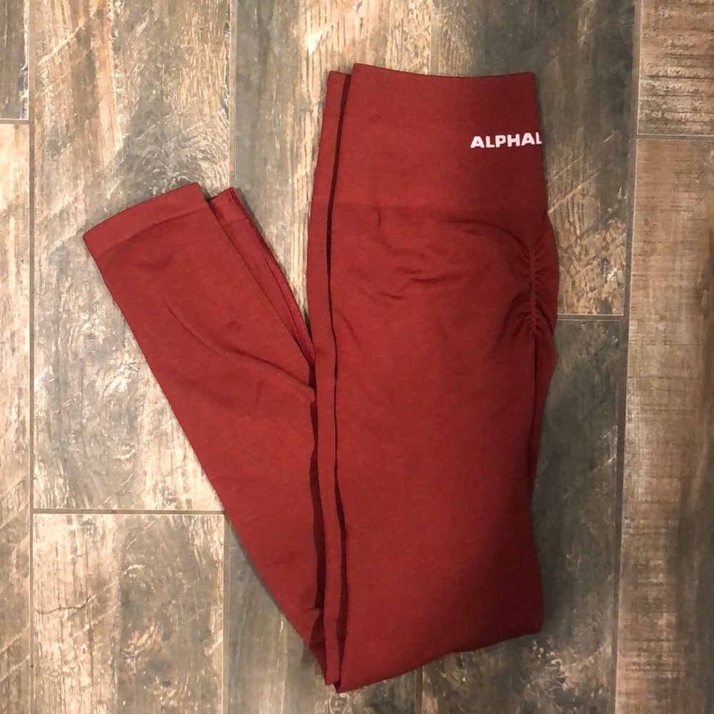 Alphalete Amplify Leggings- Bordeaux